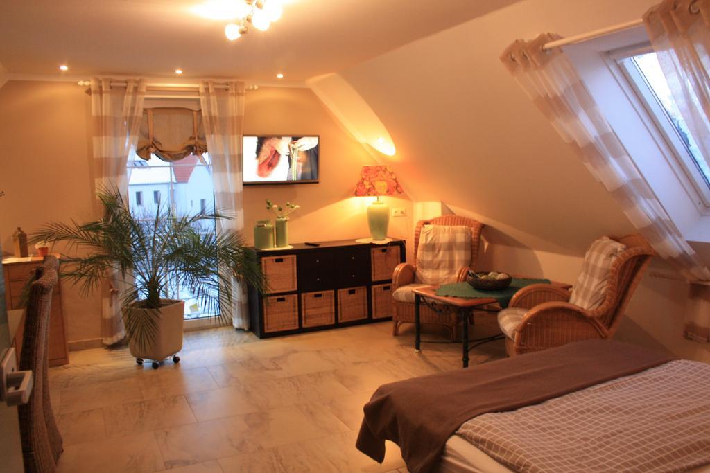 Romantik Landhaus Dresden Bagian luar foto