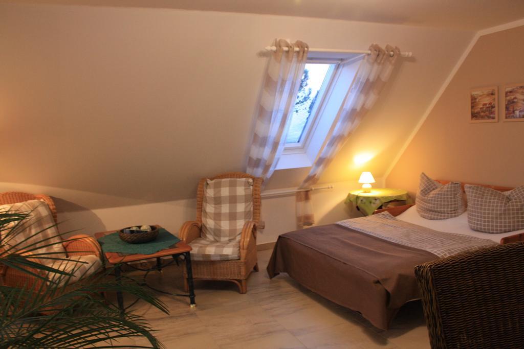 Romantik Landhaus Dresden Bagian luar foto